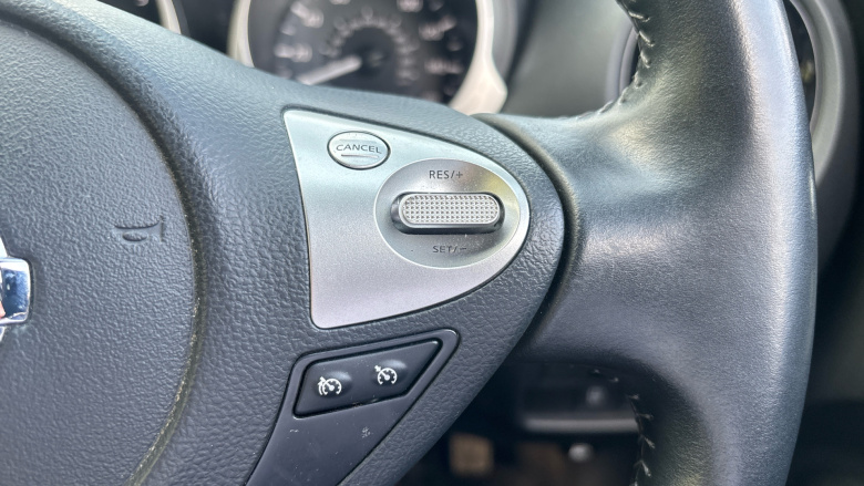Nissan Juke 1.6 [112] Tekna 5dr CVT [Bose] Petrol Hatchback